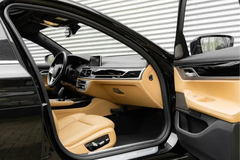 BMW 745 (Seria 7) din 2021 cu 77.568 km - oferta BMW205869 - foto 25