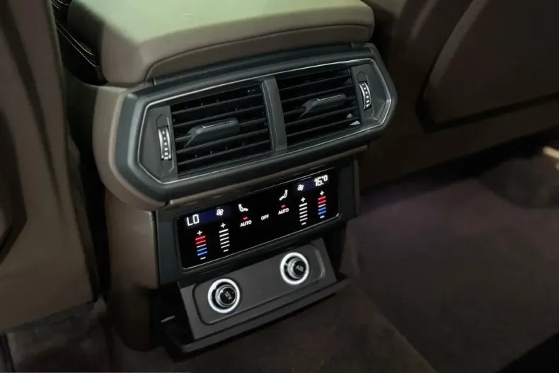 Lamborghini Urus din 2021 cu 49.990 km - oferta LAM205870 - foto 18