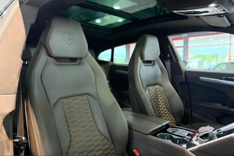 Lamborghini Urus din 2021 cu 49.990 km - oferta LAM205870 - foto 20