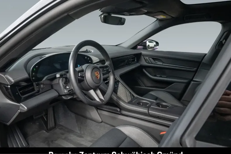 Porsche Taycan din 2023 cu 21.899 km - oferta POR205877 - foto 4