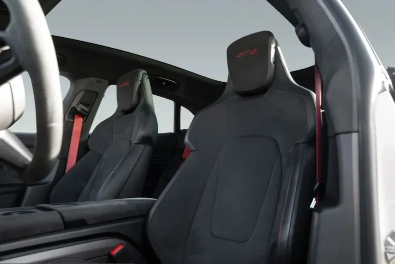 Porsche Taycan din 2023 cu 17.100 km - oferta POR205878 - foto 5