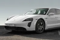 Porsche Taycan din 2023 cu 17.100 km - oferta POR205878 - foto 9