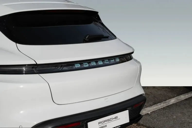 Porsche Taycan din 2023 cu 17.100 km - oferta POR205878 - foto 11