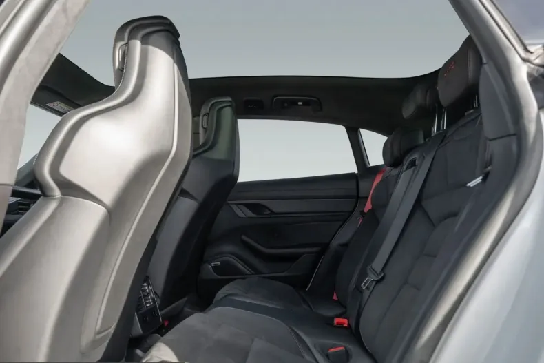 Porsche Taycan din 2023 cu 17.100 km - oferta POR205878 - foto 17