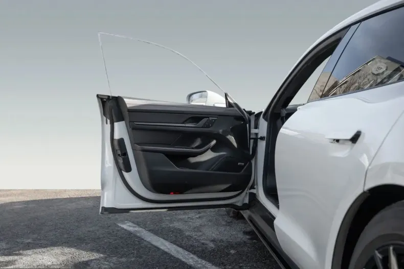 Porsche Taycan din 2023 cu 17.100 km - oferta POR205878 - foto 19