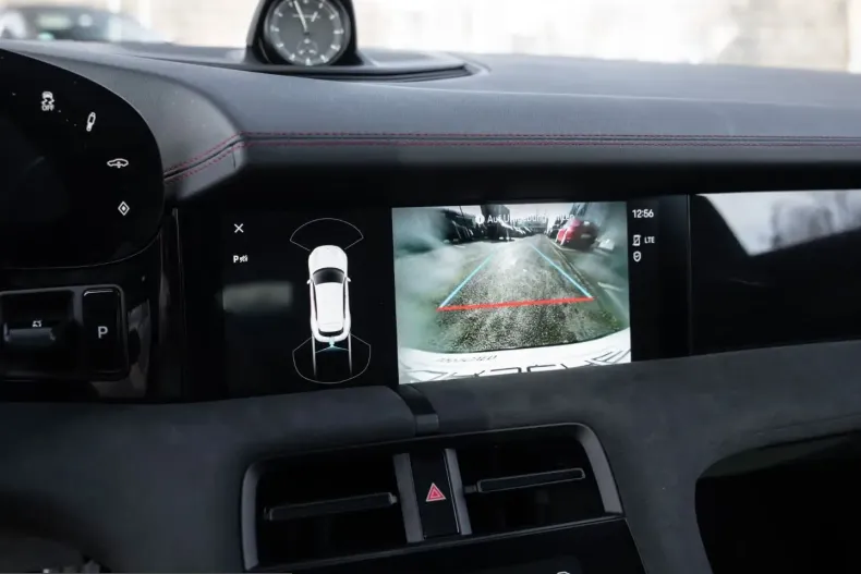 Porsche Taycan din 2023 cu 17.100 km - oferta POR205878 - foto 24