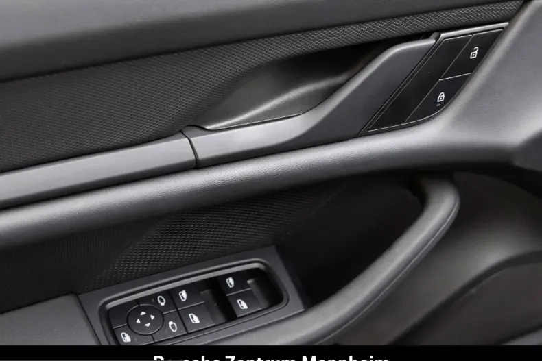 Porsche Taycan din 2023 cu 20.530 km - oferta POR205879 - foto 22