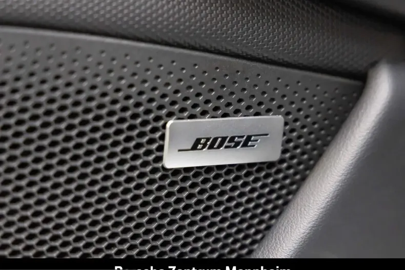 Porsche Taycan din 2023 cu 20.530 km - oferta POR205879 - foto 27