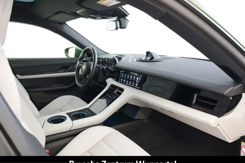 Porsche Taycan din 2023 cu 20.243 km - oferta POR205880 - foto 19