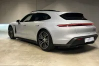 Porsche Taycan din 2024 cu 29.000 km - oferta POR205881 - foto 3