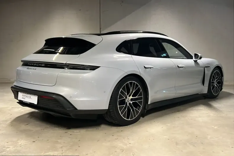 Porsche Taycan din 2024 cu 29.000 km - oferta POR205881 - foto 5