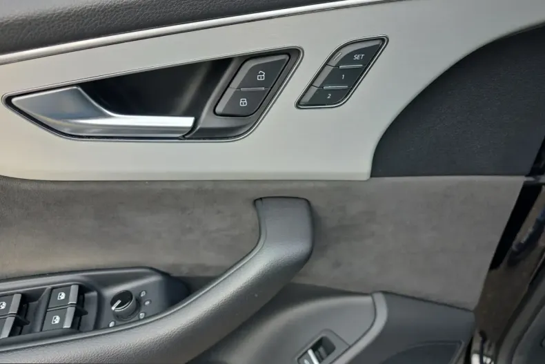 Audi Q8 din 2021 cu 79.290 km - oferta AUD205886 - foto 15