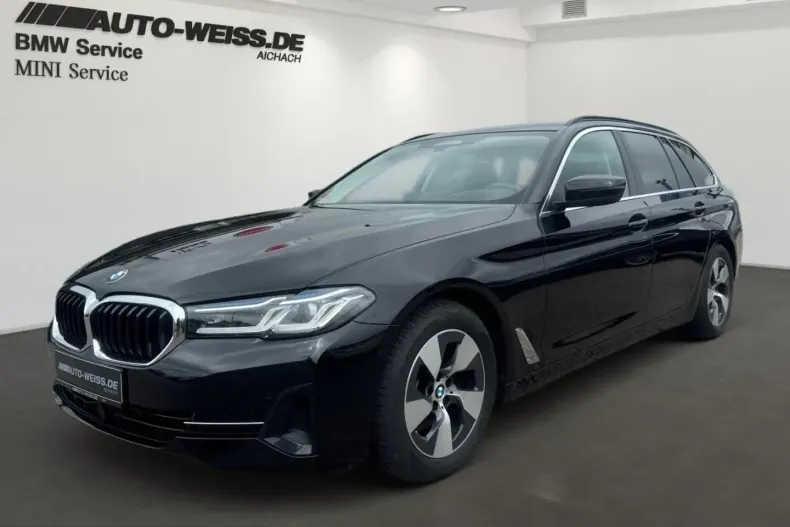 BMW 520 (Seria 5) din 2023 cu 51.900 km - oferta BMW205888 - foto 1
