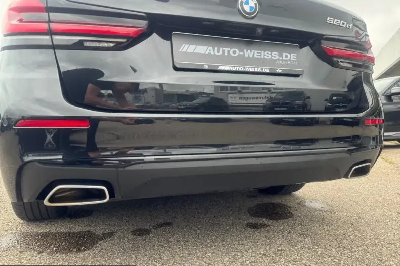 BMW 520 (Seria 5) din 2023 cu 51.900 km - oferta BMW205888 - foto 12