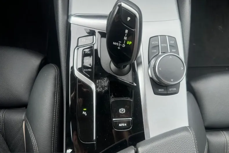 BMW 520 (Seria 5) din 2023 cu 51.900 km - oferta BMW205888 - foto 23