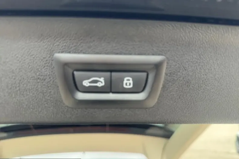 BMW 520 (Seria 5) din 2023 cu 51.900 km - oferta BMW205888 - foto 30