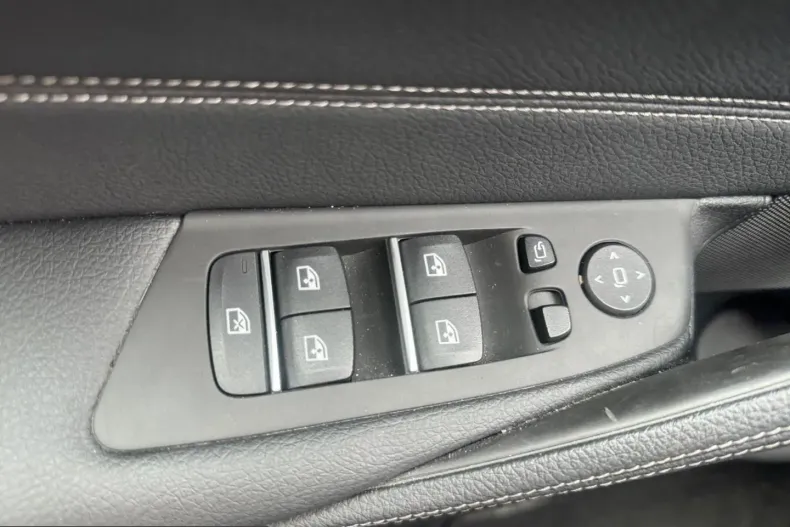 BMW 520 (Seria 5) din 2023 cu 51.900 km - oferta BMW205888 - foto 36