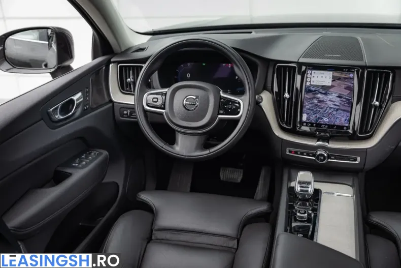 Volvo XC60 din 2022 cu 128.050 km - oferta VOL205890 - foto 3