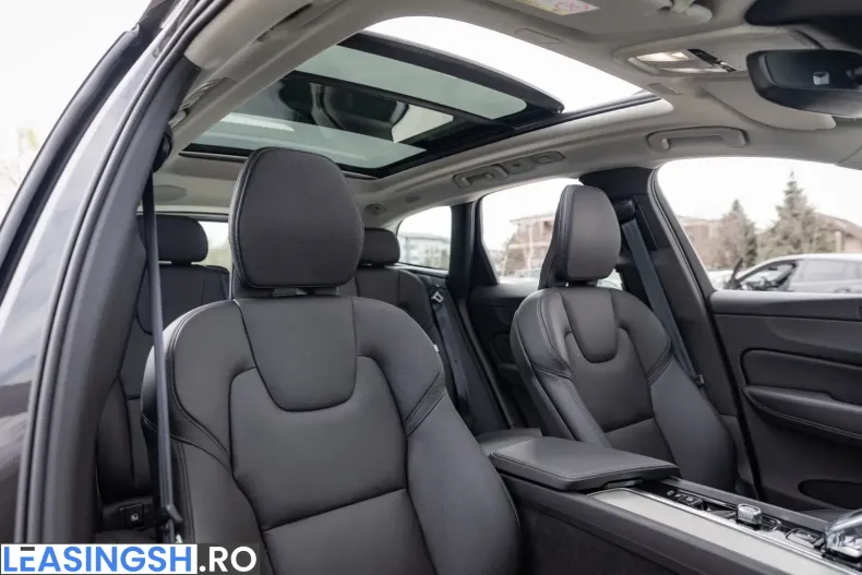 Volvo XC60 din 2022 cu 128.050 km - oferta VOL205890 - foto 11