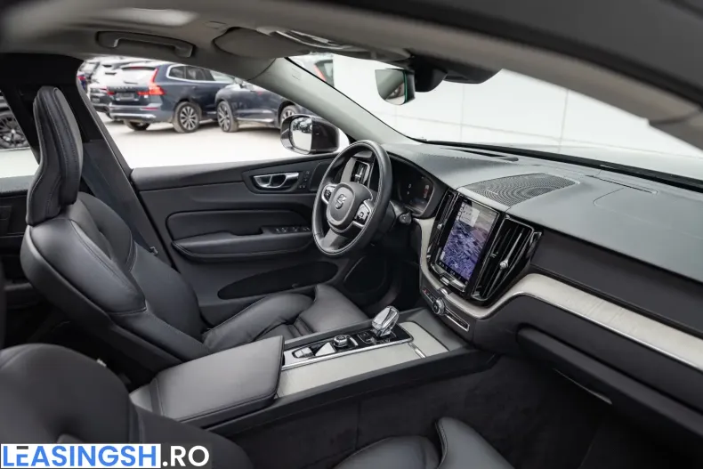 Volvo XC60 din 2022 cu 128.050 km - oferta VOL205890 - foto 12