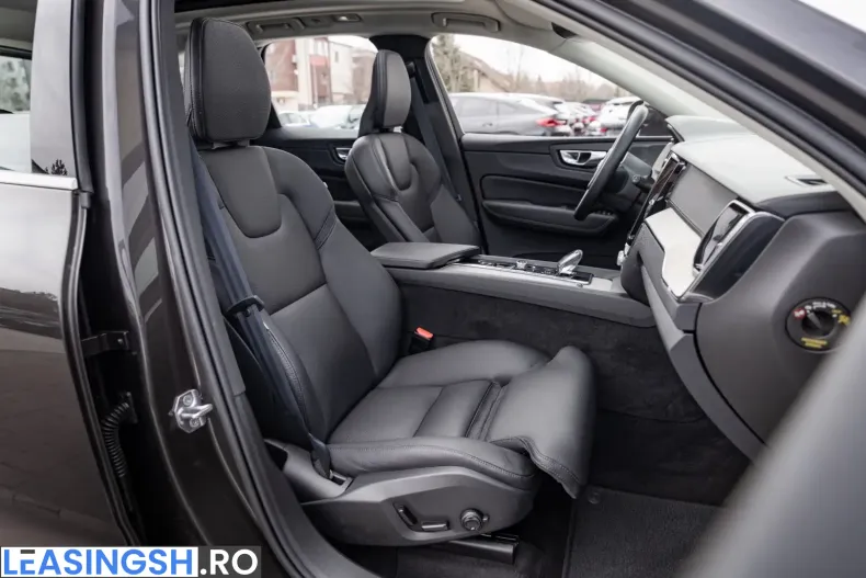 Volvo XC60 din 2022 cu 128.050 km - oferta VOL205890 - foto 18