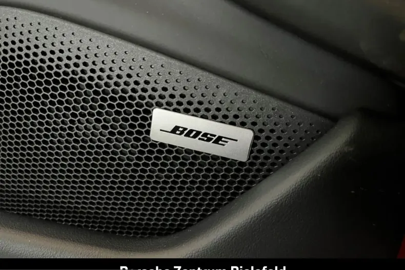 Porsche Taycan din 2023 cu 3.391 km - oferta POR205896 - foto 29