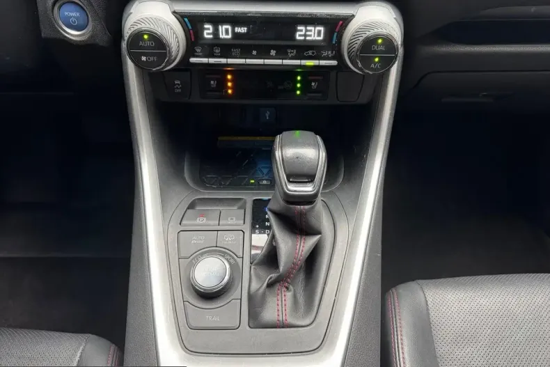 Toyota RAV4 din 2021 cu 99.433 km - oferta TOY205899 - foto 12