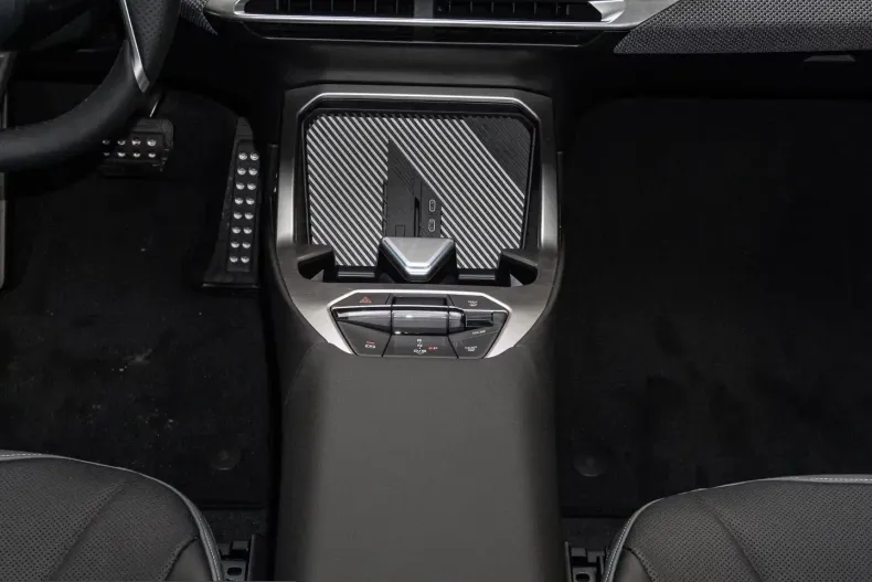 BMW iX3 (Seria X) din 2026 cu 1.001 km - oferta BMW205901 - foto 7