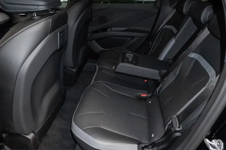 BMW iX3 (Seria X) din 2026 cu 1.001 km - oferta BMW205901 - foto 8