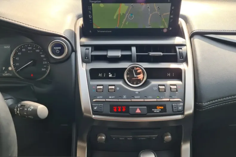 Lexus NX 300 din 2021 cu 62.500 km - oferta LEX205905 - foto 19