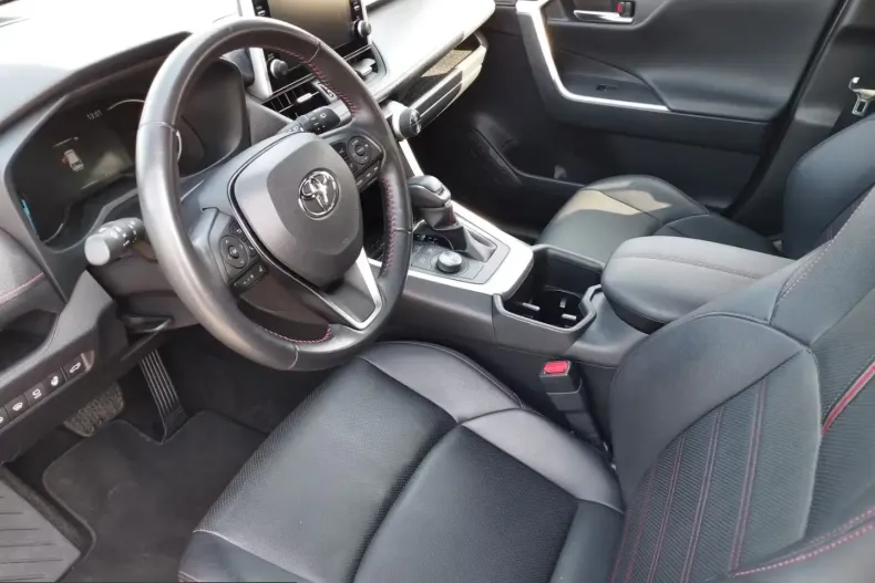 Toyota RAV4 din 2022 cu 66.100 km - oferta TOY205909 - foto 2