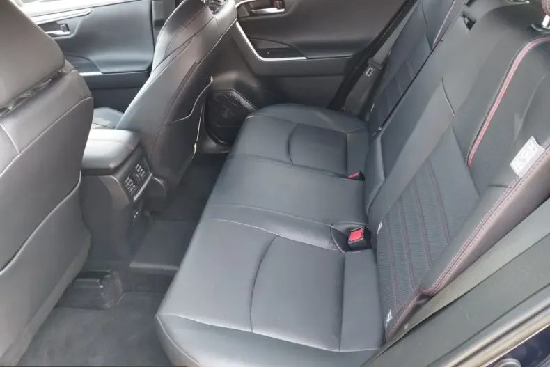 Toyota RAV4 din 2022 cu 66.100 km - oferta TOY205909 - foto 9