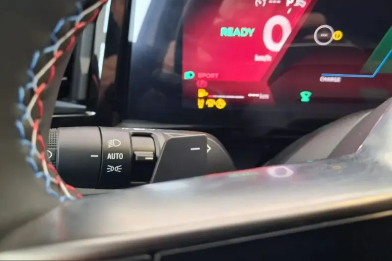 Renault Austral din 2026 cu 10 km - oferta REN205910 - foto 7