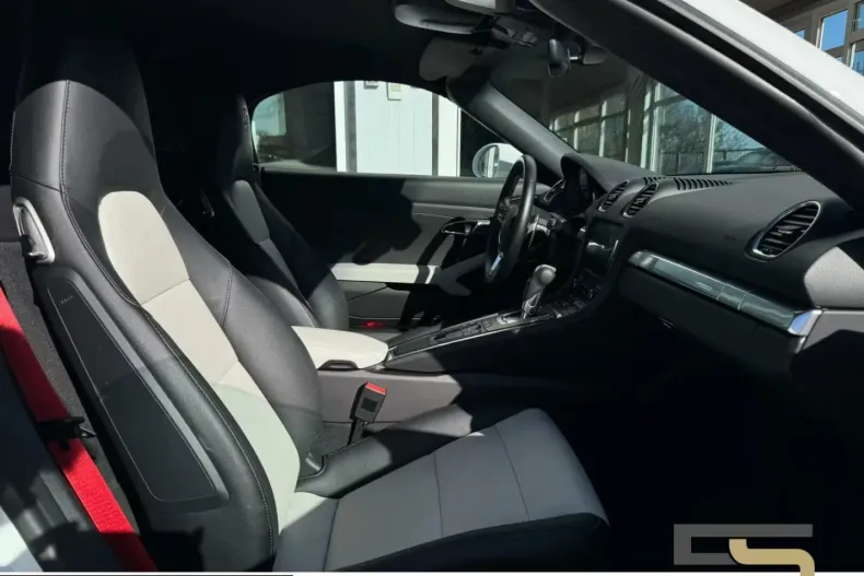 Porsche Boxster din 2024 cu 9.799 km - oferta POR205911 - foto 19