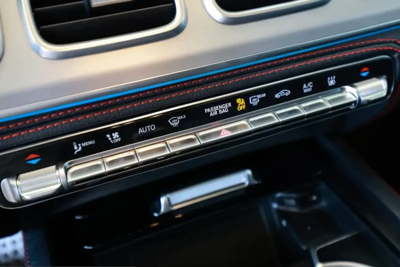 Mercedes-Benz GLE 53 AMG (Clasa GLE) din 2022 cu 55.400 km - oferta MER205916 - foto 17