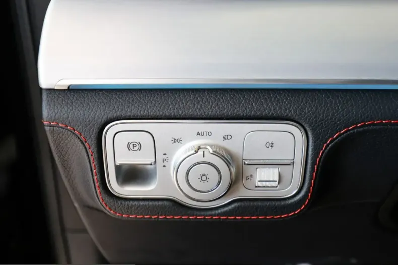 Mercedes-Benz GLE 53 AMG (Clasa GLE) din 2022 cu 55.400 km - oferta MER205916 - foto 30