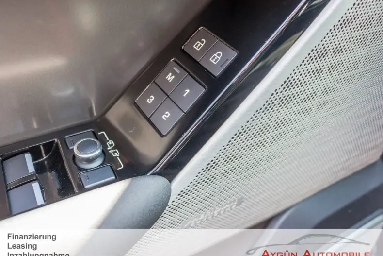 Land Rover Range Rover Velar din 2022 cu 65.600 km - oferta LAN205917 - foto 19