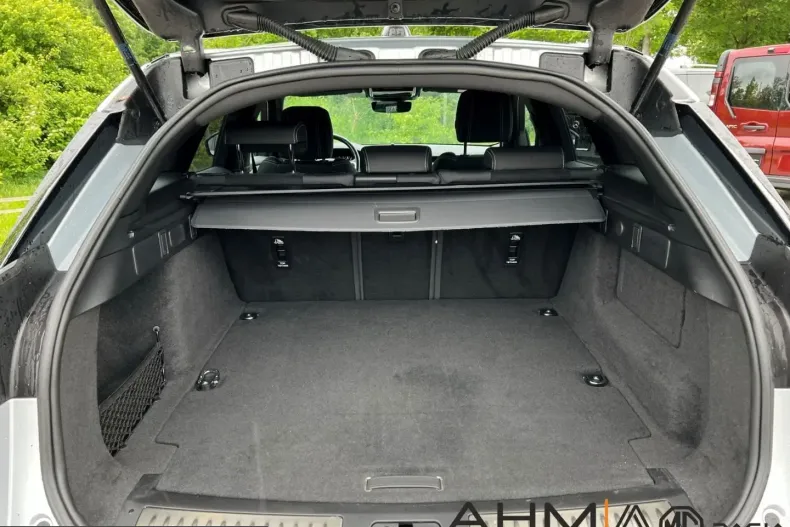 Land Rover Range Rover Velar din 2022 cu 56.450 km - oferta LAN205918 - foto 9