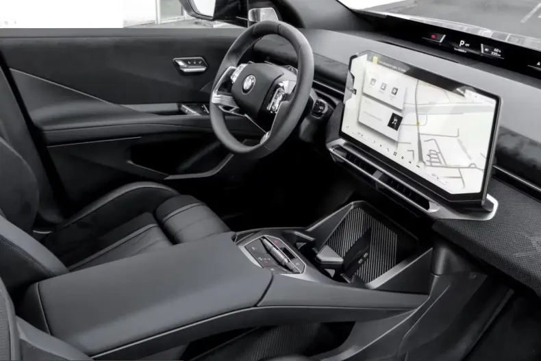 BMW iX3 (Seria X) din 2026 cu 5.990 km - oferta BMW205921 - foto 2