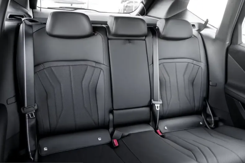 BMW iX3 (Seria X) din 2026 cu 5.990 km - oferta BMW205921 - foto 5