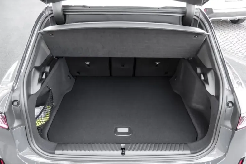 BMW iX3 (Seria X) din 2026 cu 5.990 km - oferta BMW205921 - foto 13