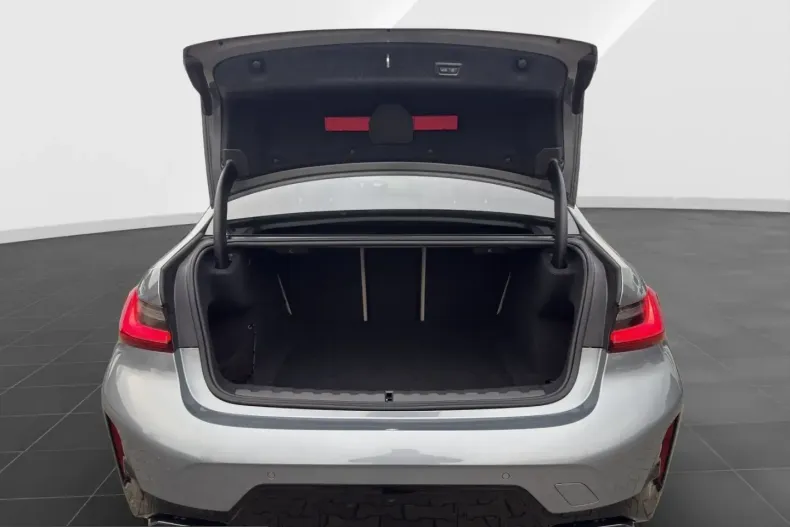 BMW M340d (Seria 3) din 2025 cu 20.397 km - oferta BMW205928 - foto 12