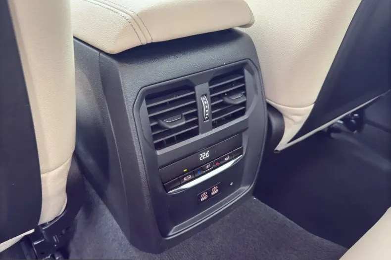 BMW M340d (Seria 3) din 2025 cu 20.397 km - oferta BMW205928 - foto 19