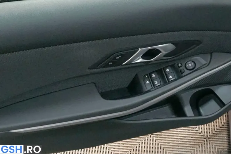 BMW 320 (Seria 3) din 2023 cu 52.651 km - oferta BMW205929 - foto 16