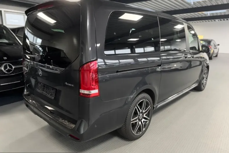 Mercedes-Benz V 300 (Clasa V) din 2023 cu 41.939 km - oferta MER205930 - foto 4