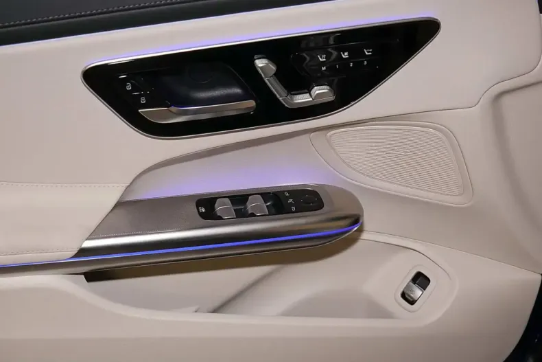 Mercedes-Benz CLE 300 (Clasa CLE) din 2026 cu 8.500 km - oferta MER205932 - foto 10