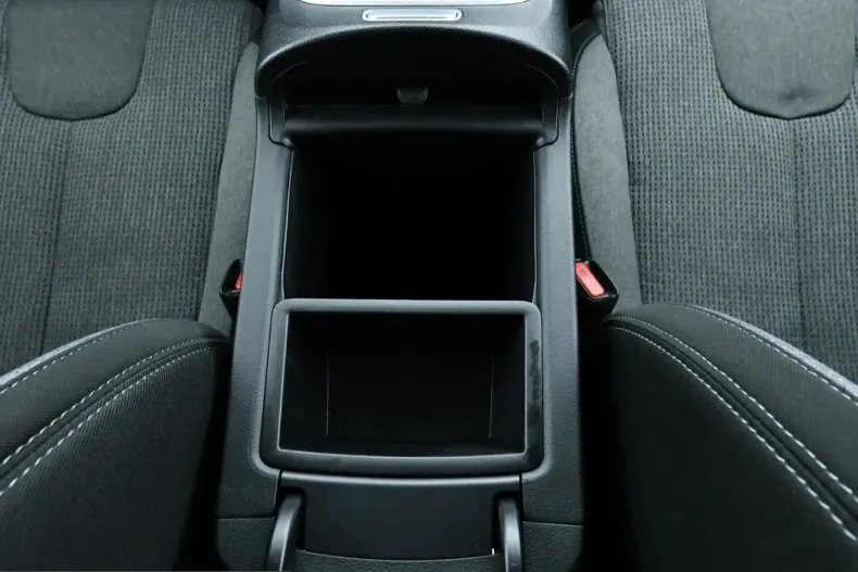 Hyundai Santa Fe din 2023 cu 45.788 km - oferta HYU205933 - foto 13