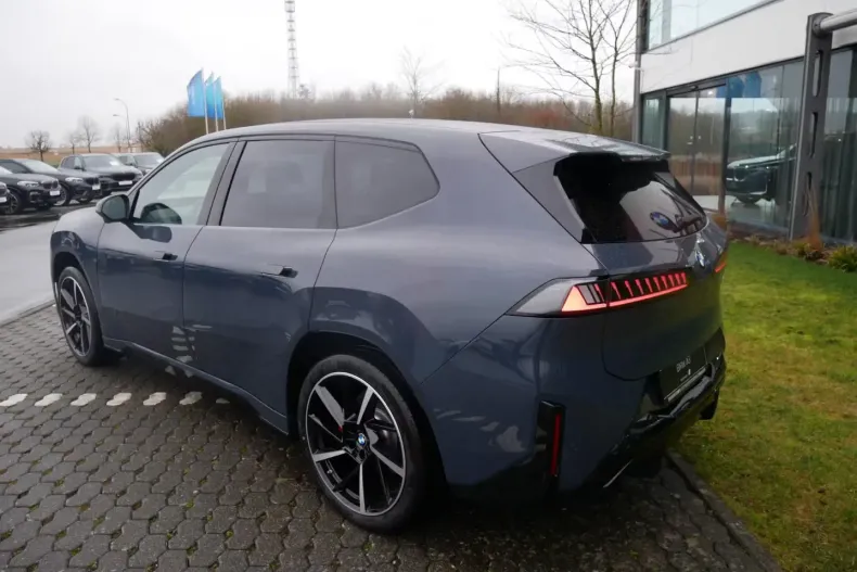 BMW iX3 (Seria X) din 2026 cu 2.500 km - oferta BMW205938 - foto 4