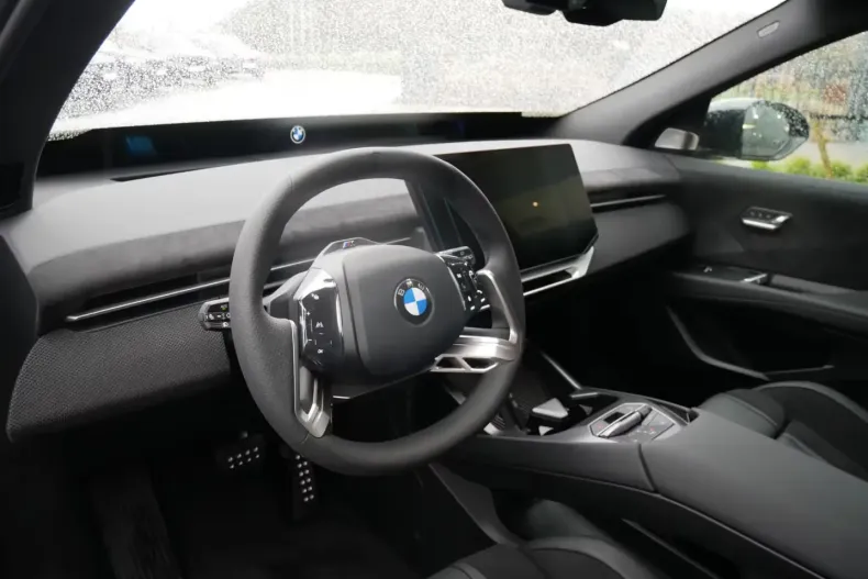 BMW iX3 (Seria X) din 2026 cu 2.500 km - oferta BMW205938 - foto 13