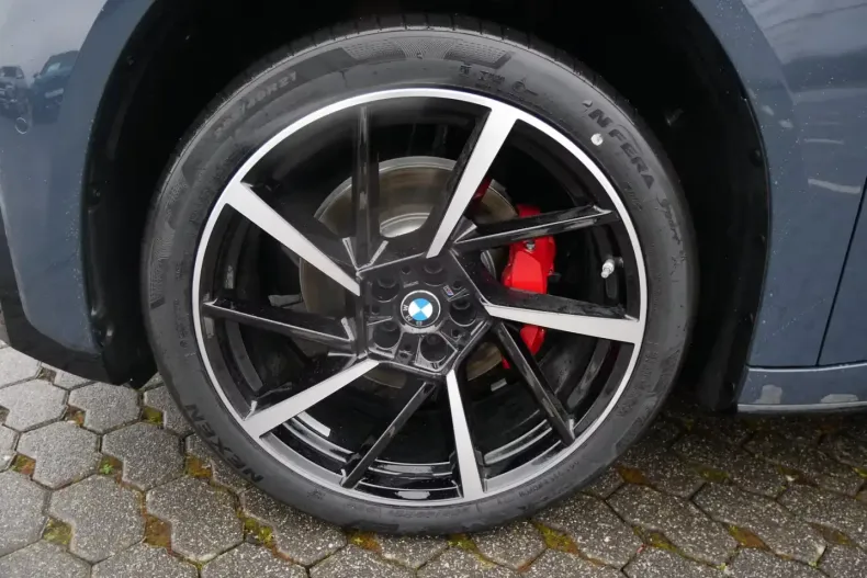 BMW iX3 (Seria X) din 2026 cu 2.500 km - oferta BMW205938 - foto 26